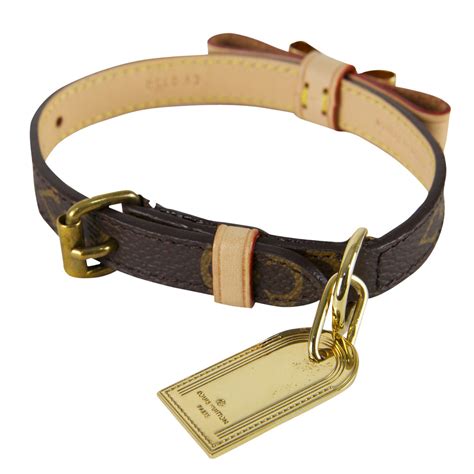 louis vuitton dog collar leash.